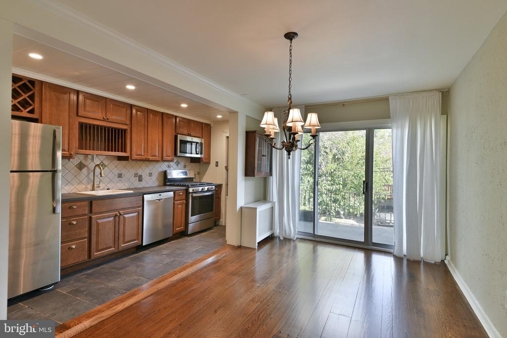 346 E Meehan Avenue - Photo 7
