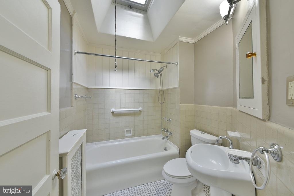 346 E Meehan Avenue - Photo 13