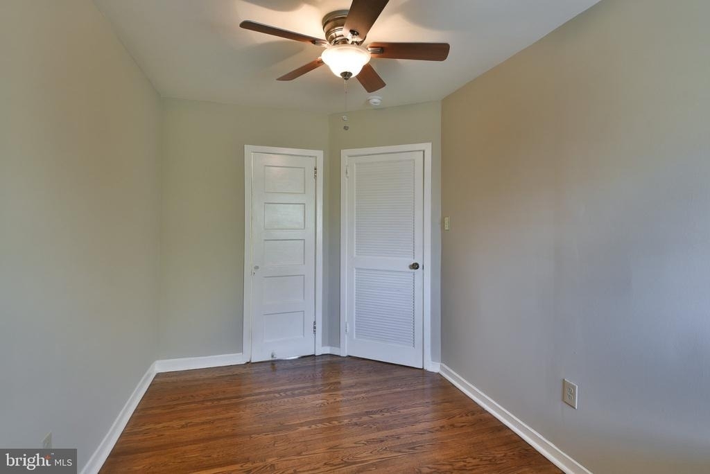 346 E Meehan Avenue - Photo 15