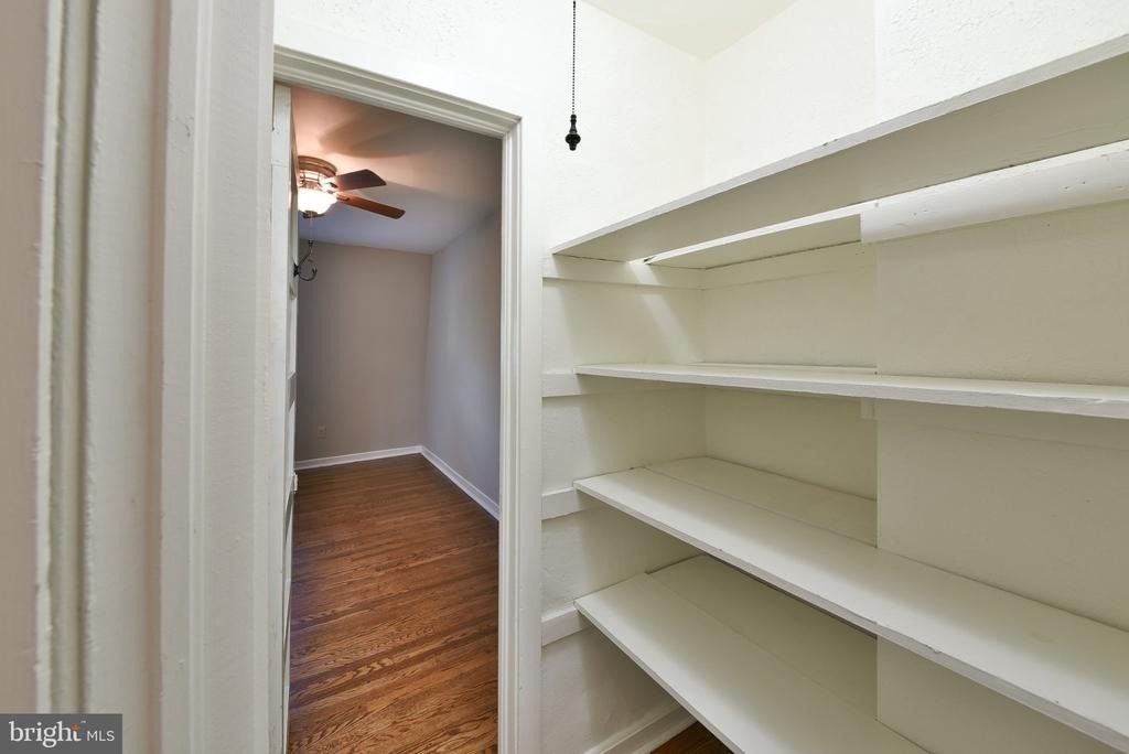346 E Meehan Avenue - Photo 16