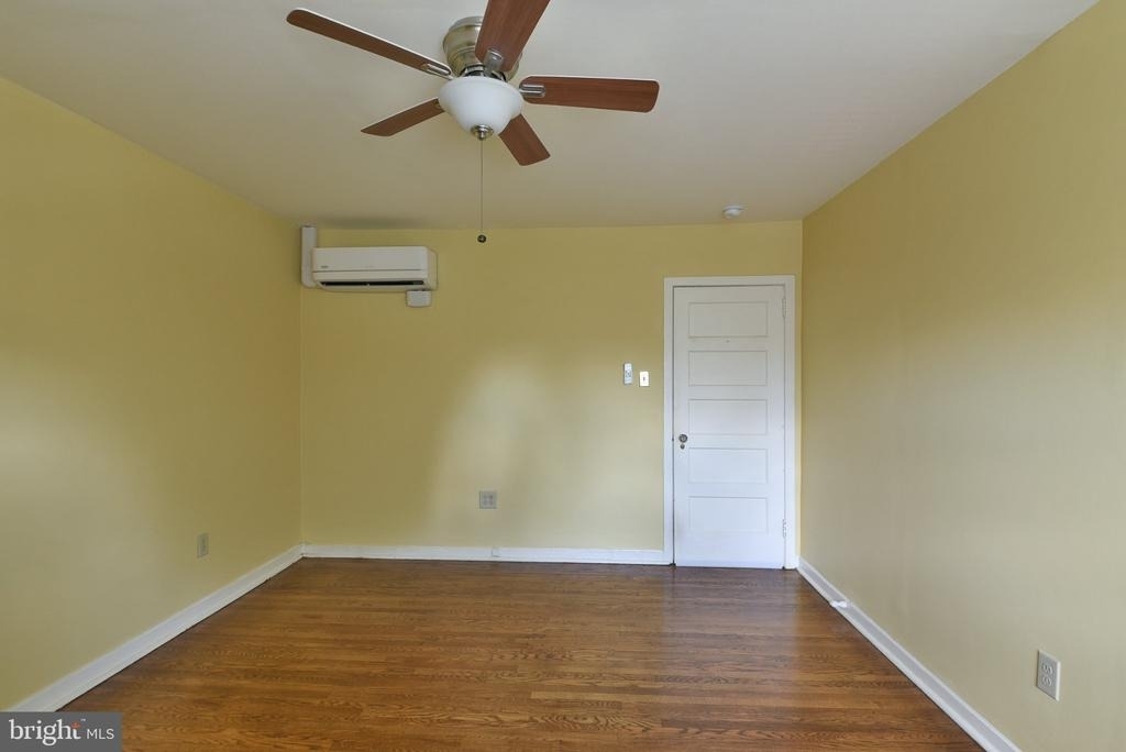 346 E Meehan Avenue - Photo 12