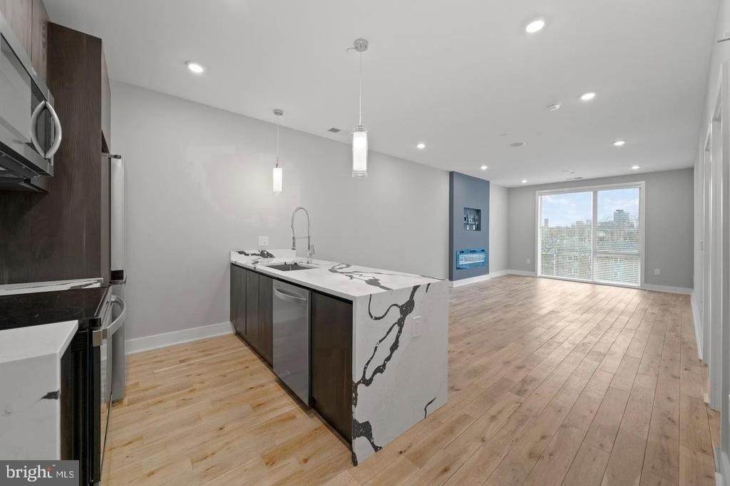 1000 W Girard Avenue - Photo 61