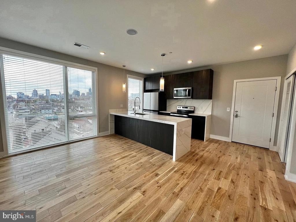 1000 W Girard Avenue - Photo 40