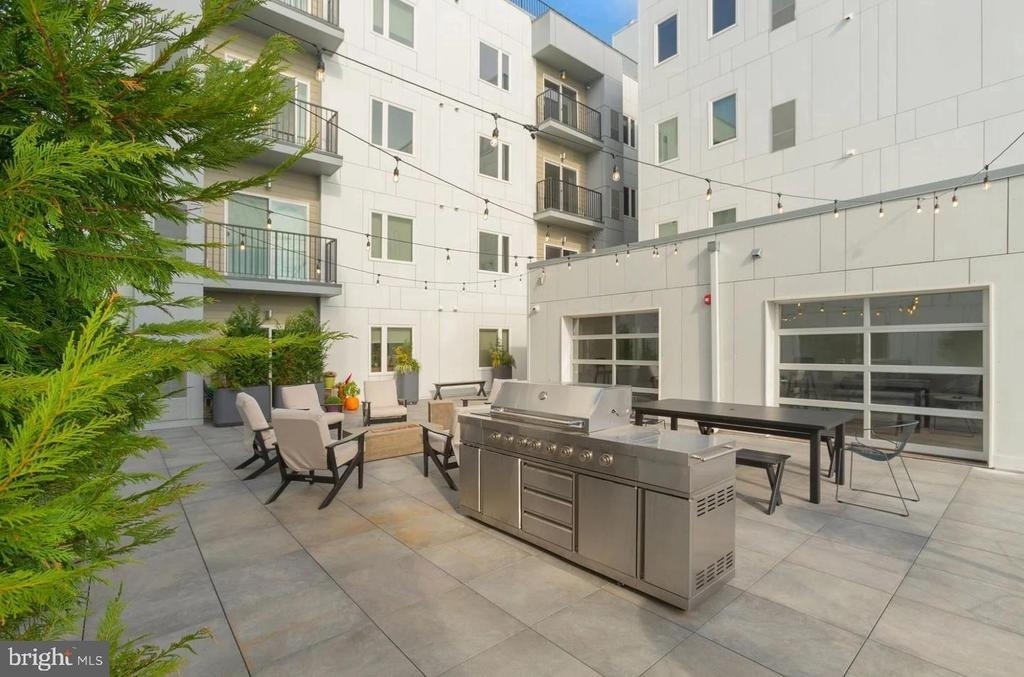 2501 Washington Avenue - Photo 4