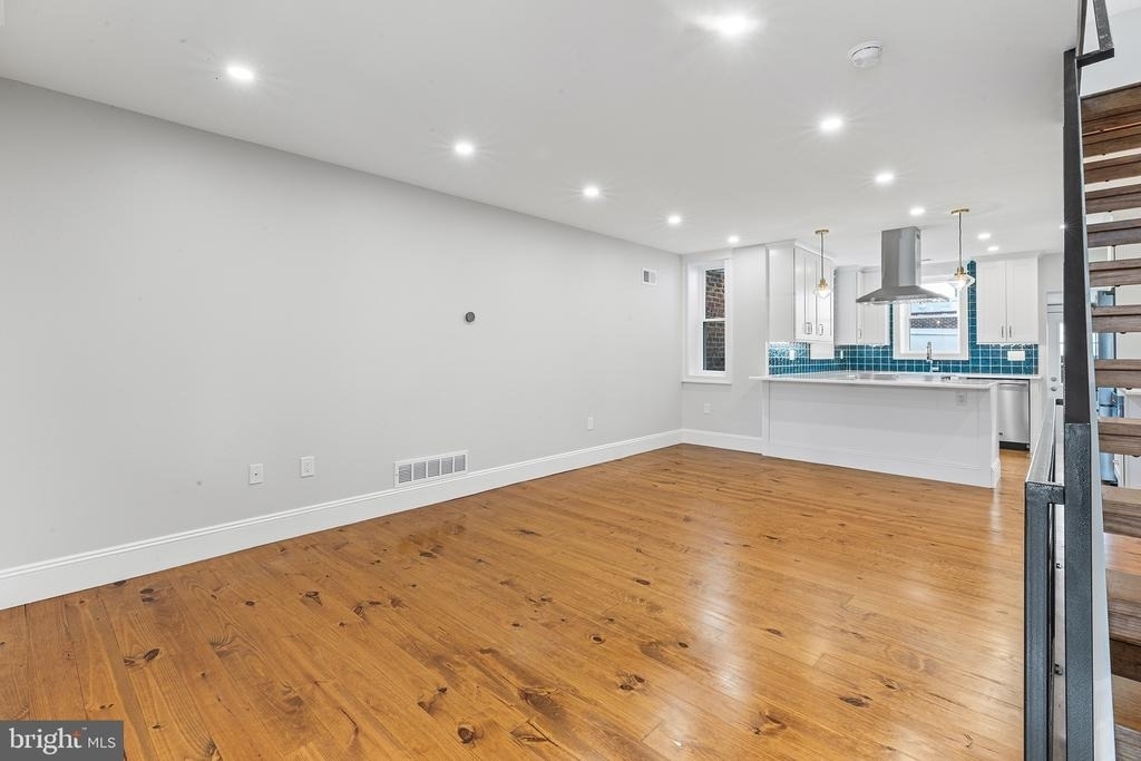 3318 Salmon Street - Photo 10