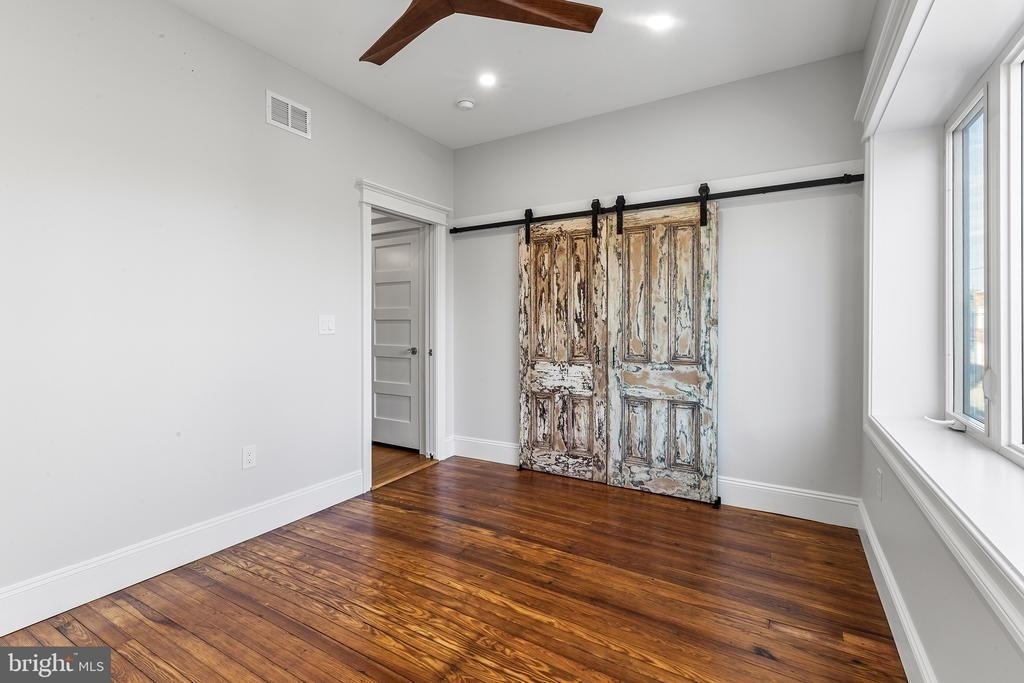 3318 Salmon Street - Photo 29