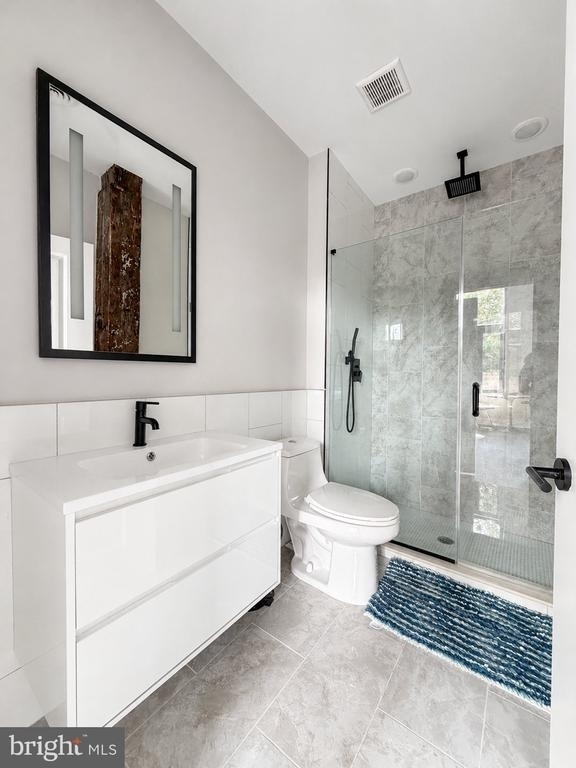 1849 E Venango Street - Photo 3