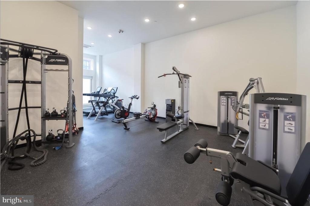 1214 N American Street - Photo 47