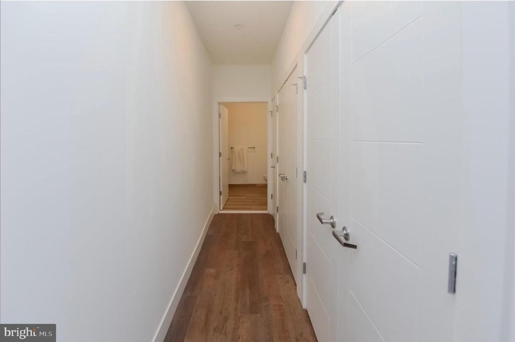 1214 N American Street - Photo 5