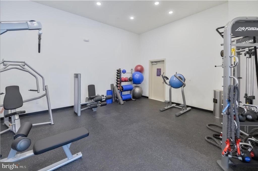 1214 N American Street - Photo 45
