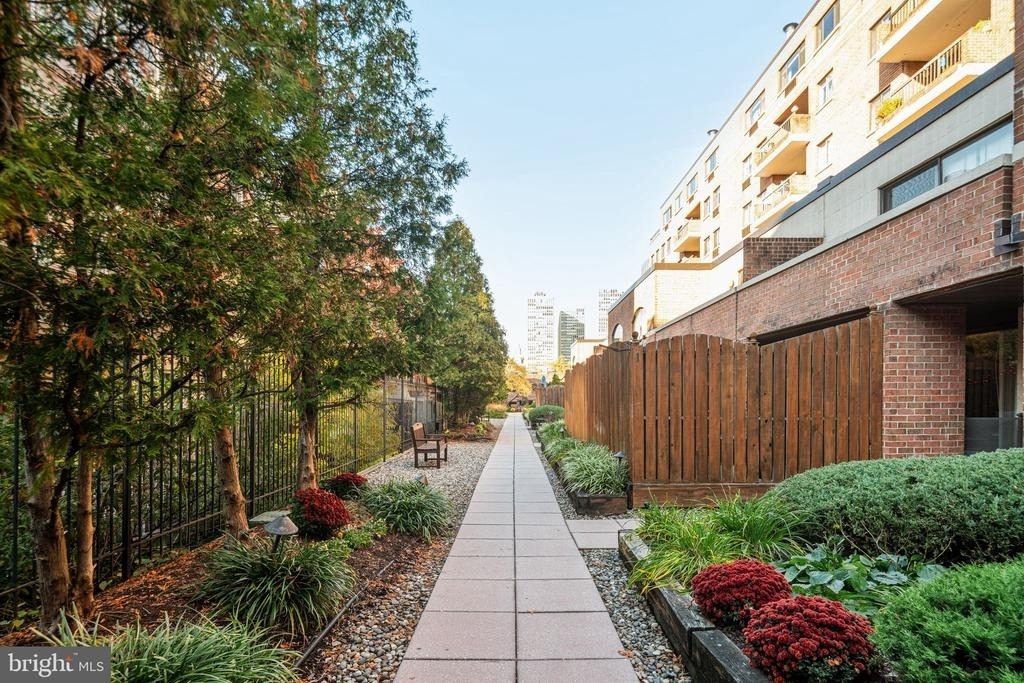 200 Lombard Street - Photo 29