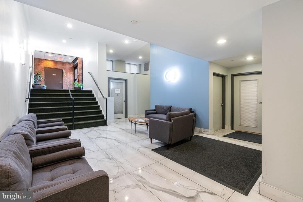 200 Lombard Street - Photo 24