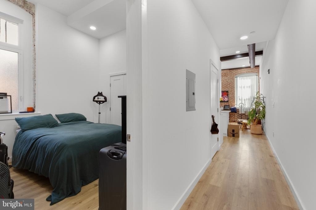 2045 Trenton Avenue - Photo 7