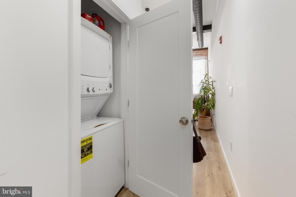 2045 Trenton Avenue - Photo 6