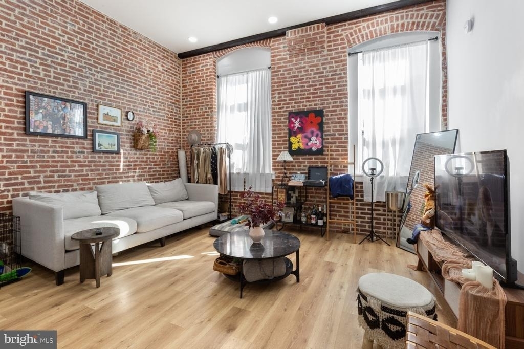 2045 Trenton Avenue - Photo 1