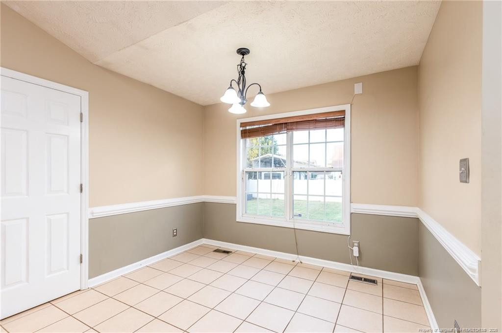 1023 Canter Lane - Photo 8