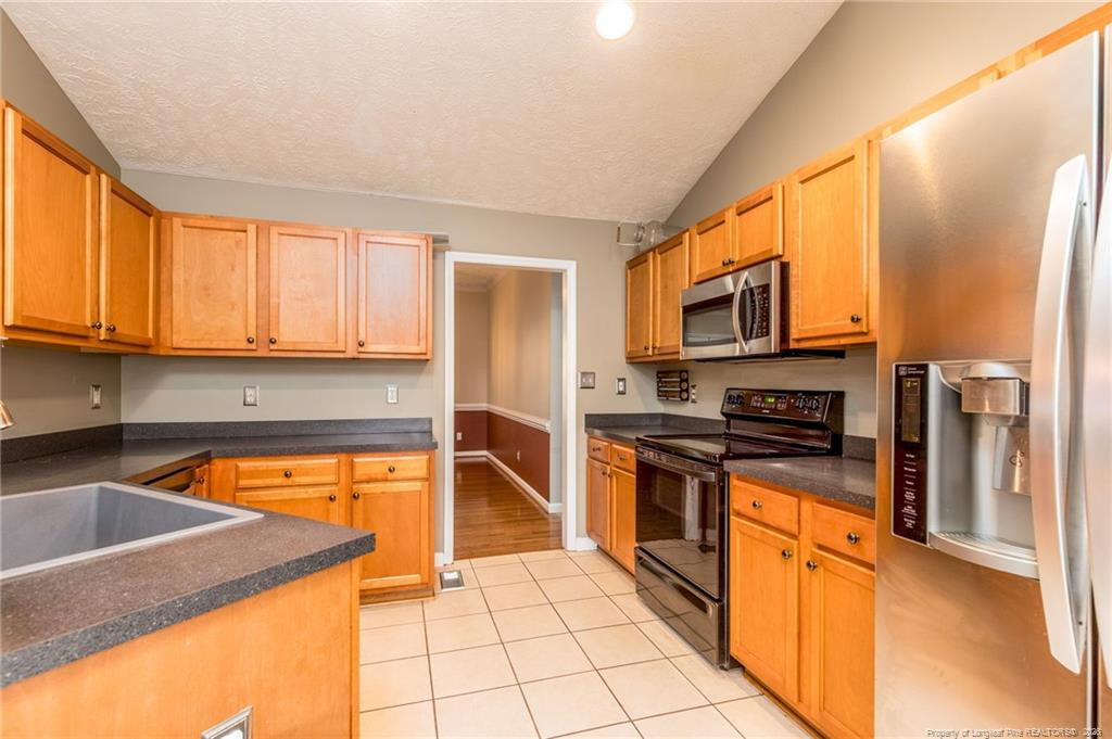 1023 Canter Lane - Photo 6
