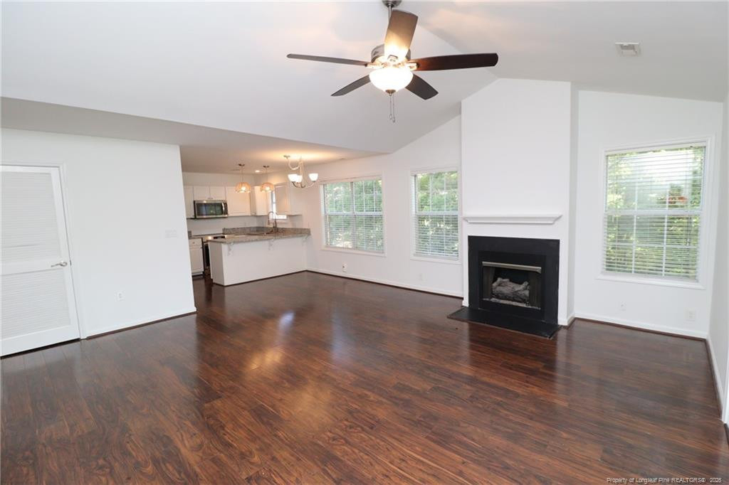 321 Renshaw Court - Photo 3
