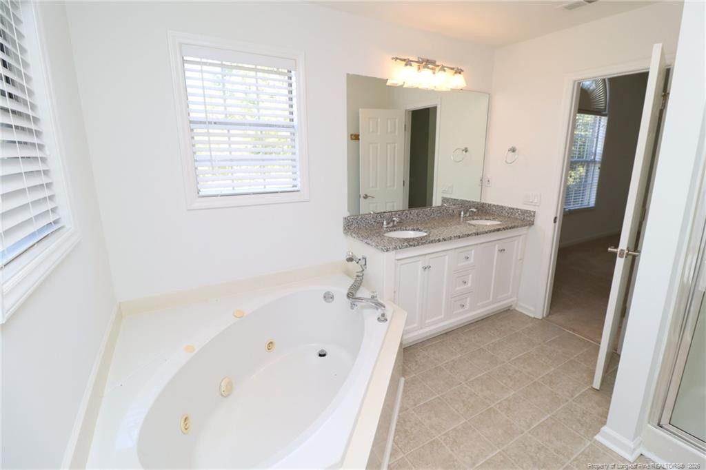 321 Renshaw Court - Photo 22