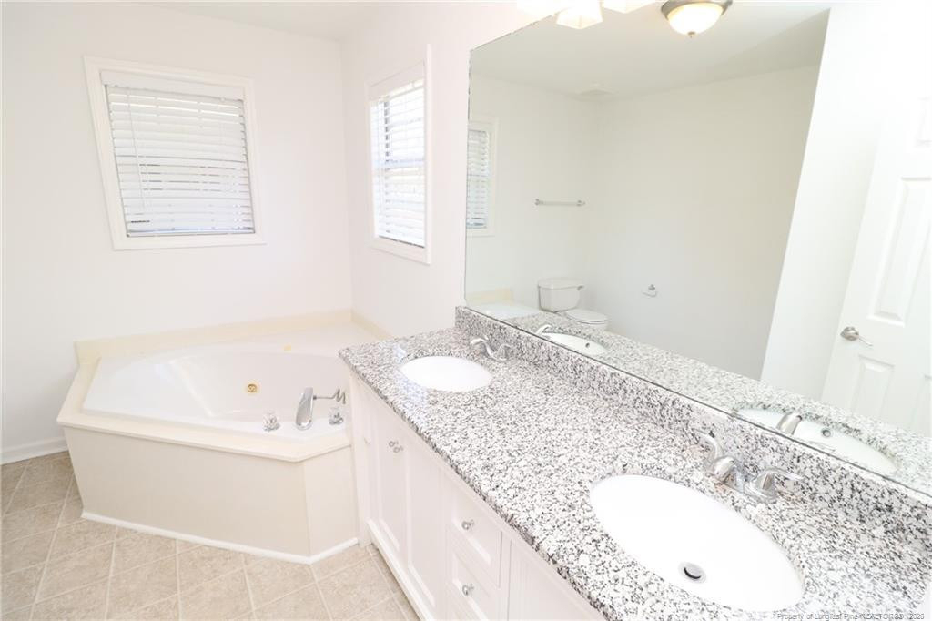 321 Renshaw Court - Photo 21