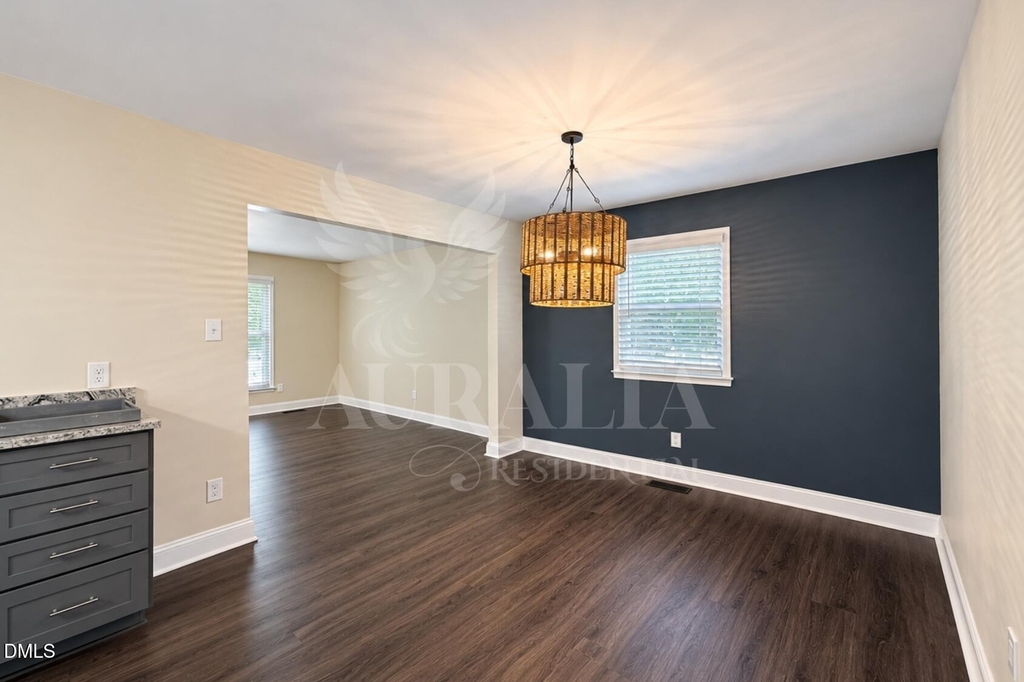4800 Sweetbriar Drive - Photo 22