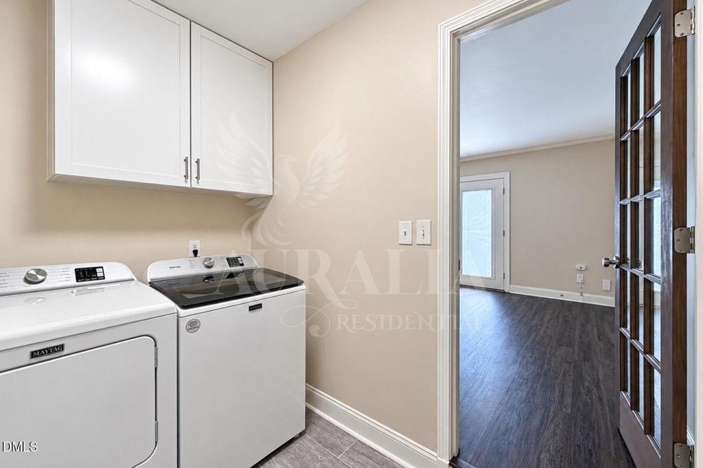 4800 Sweetbriar Drive - Photo 20