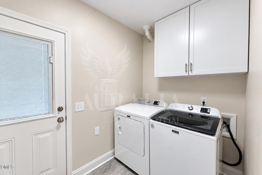 4800 Sweetbriar Drive - Photo 18