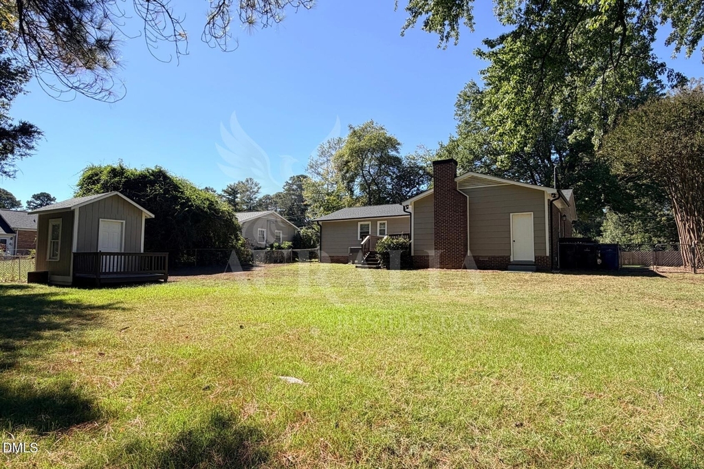 4800 Sweetbriar Drive - Photo 42