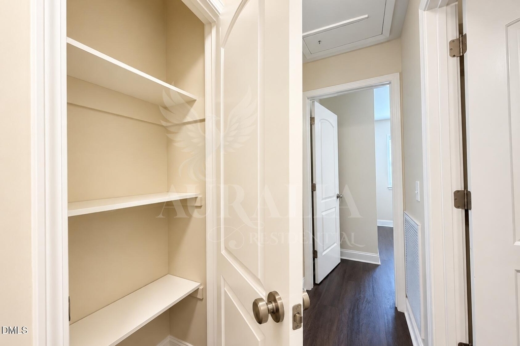 4800 Sweetbriar Drive - Photo 31