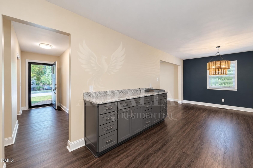 4800 Sweetbriar Drive - Photo 23