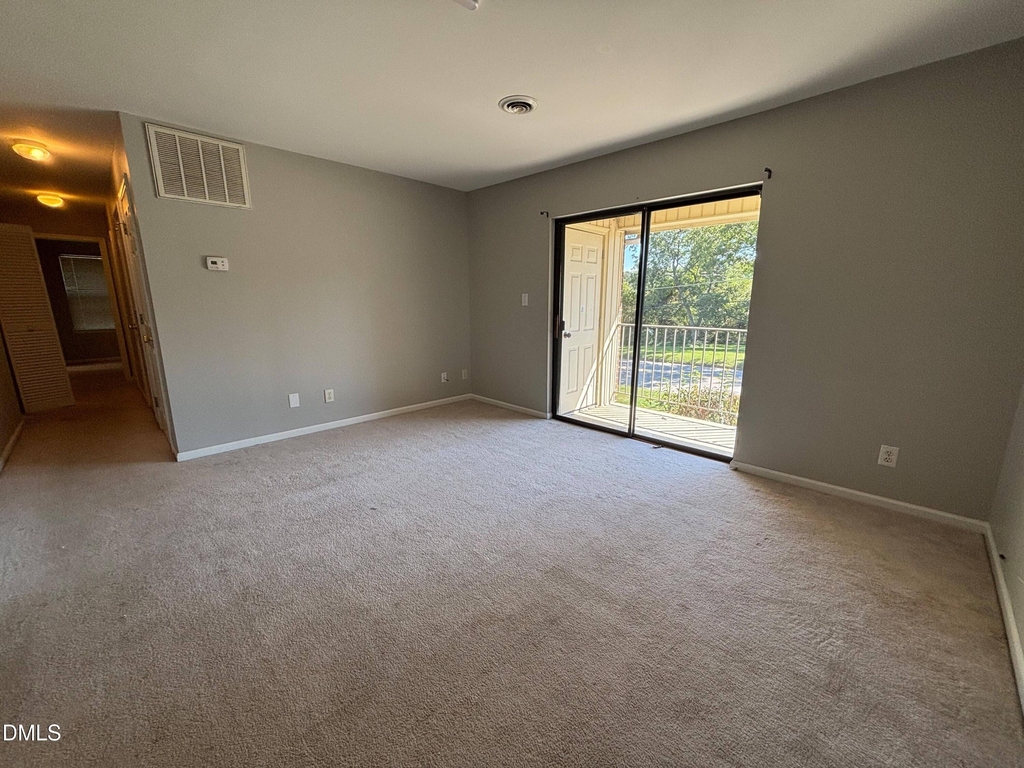 1630 Oxford Road - Photo 15