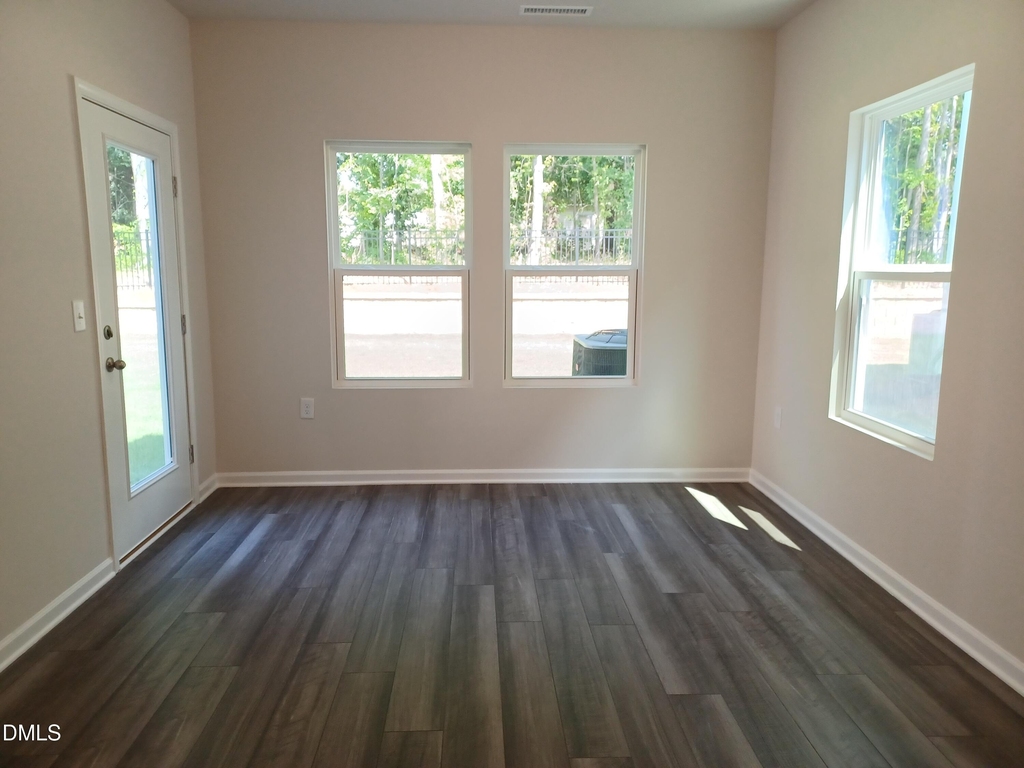 1009 Depot Drive - Photo 5