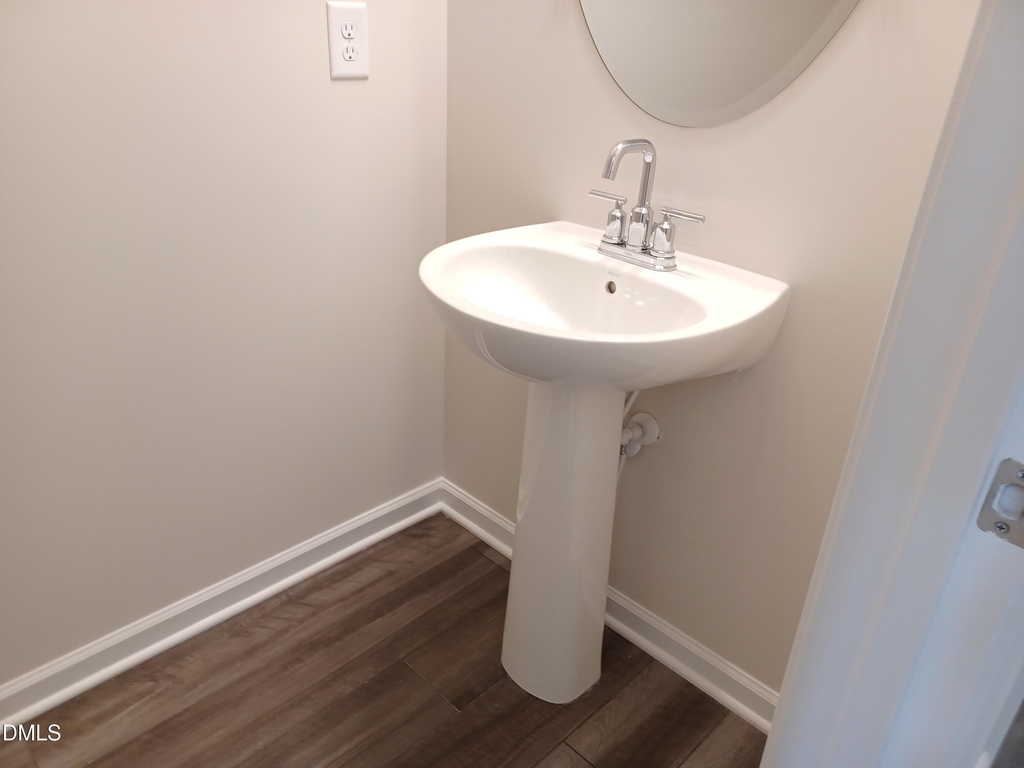 1009 Depot Drive - Photo 6