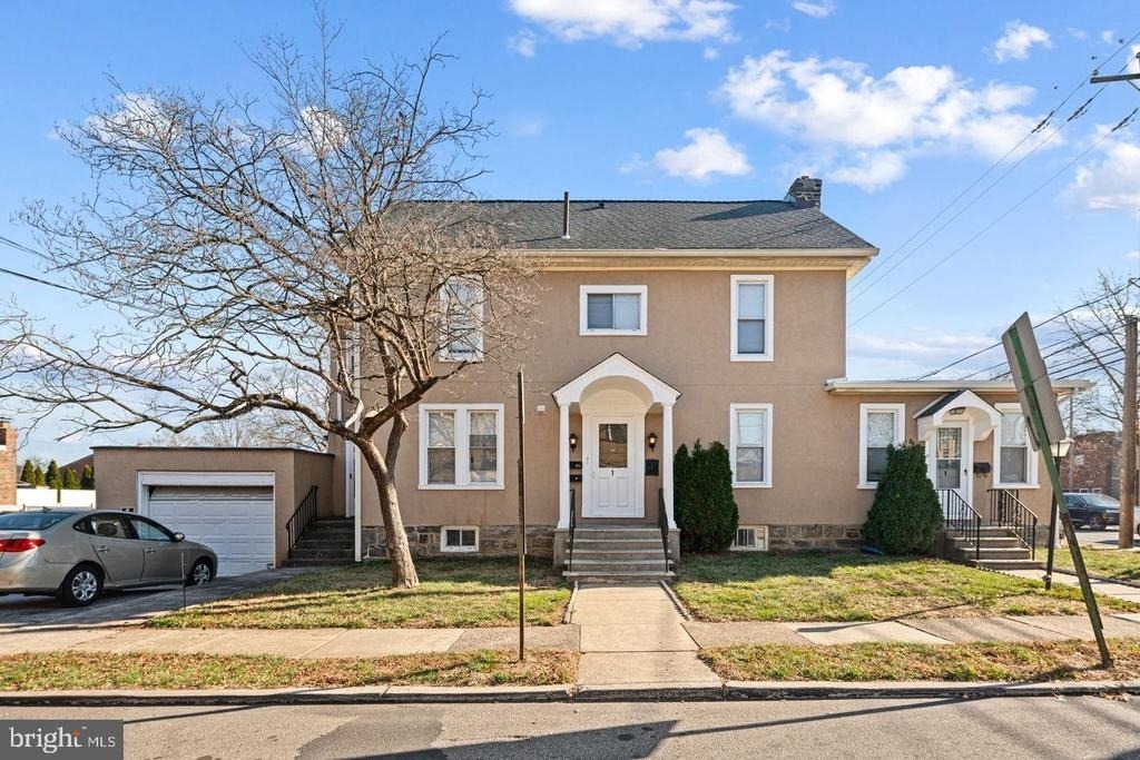 1 N Linden Avenue - Photo 1