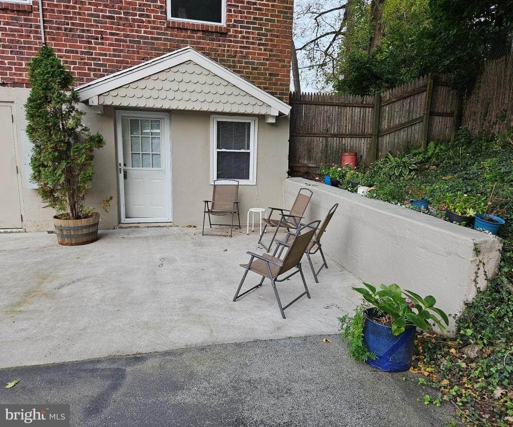 200 N Wayne Avenue - Photo 7