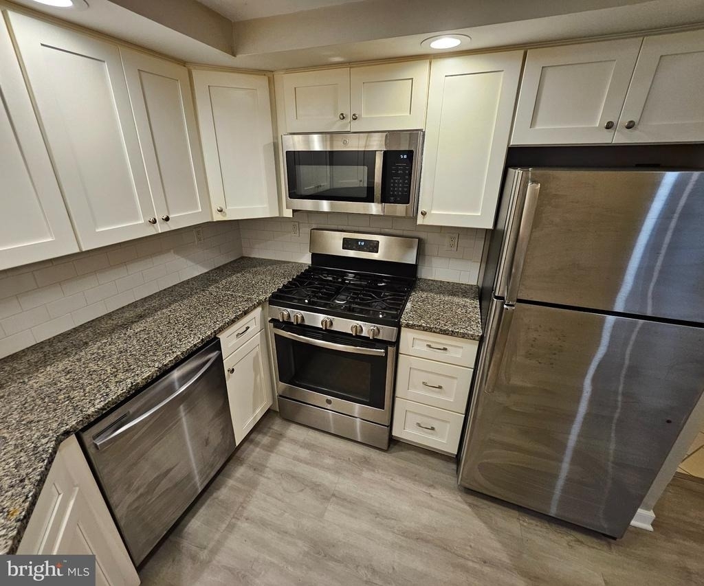 200 N Wayne Avenue - Photo 0