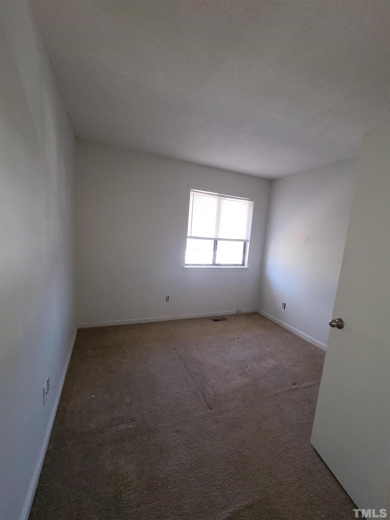 7371 Sandy Creek - Photo 4