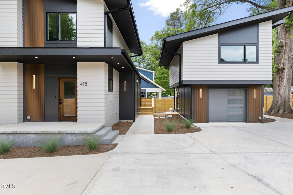 418 E Hammond Street - Photo 4