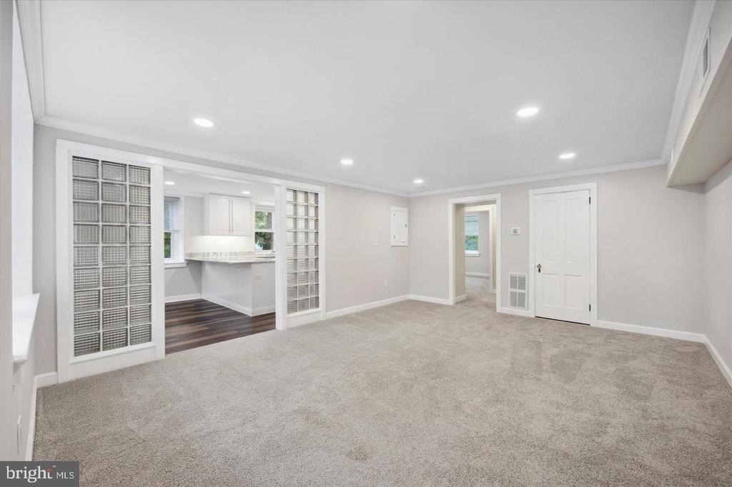 3 S Brandywine Avenue - Photo 3
