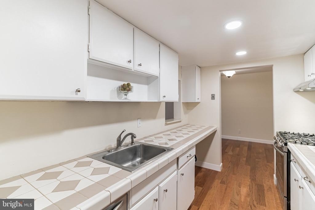 294 Drummers Lane - Photo 11