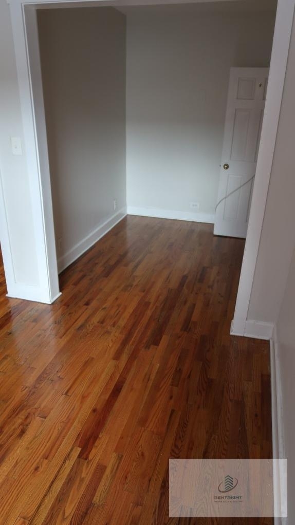 4915-19 W Belle Plaine - Photo 2