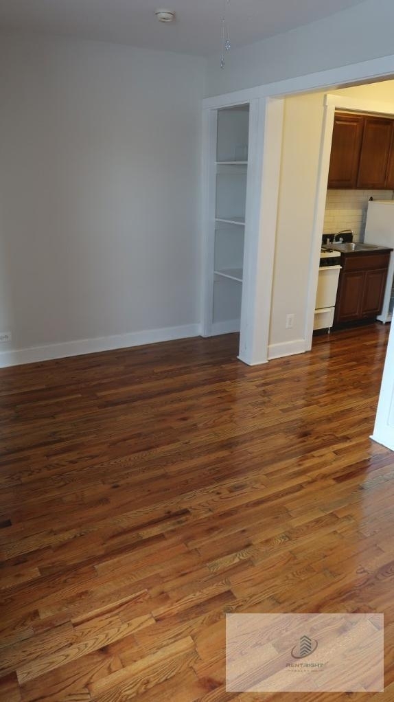 4915-19 W Belle Plaine - Photo 1