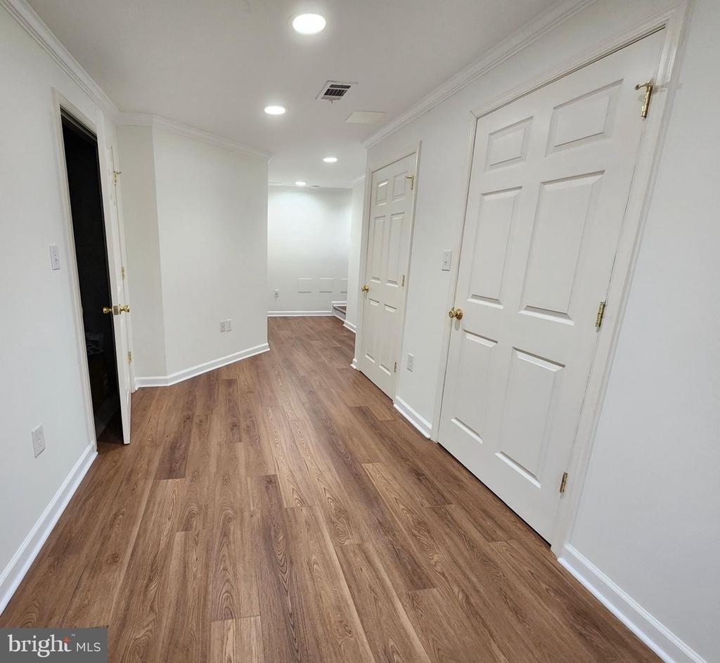 93 Hoover Avenue - Photo 4