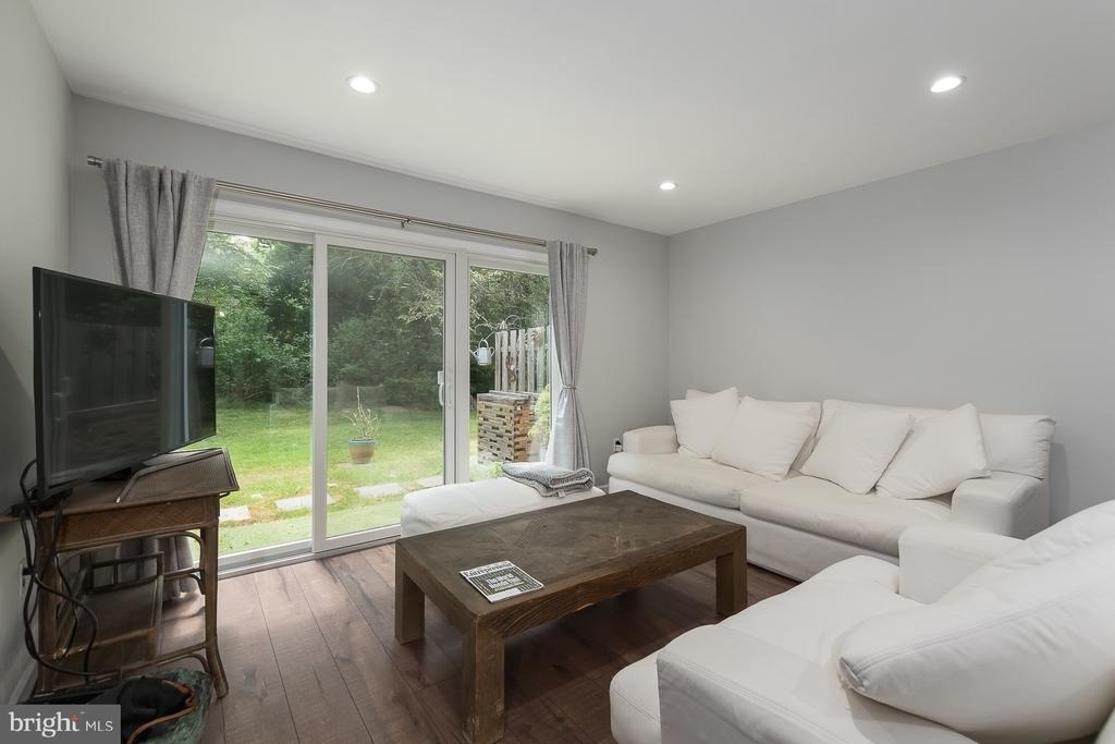 55 Sycamore Court - Photo 4
