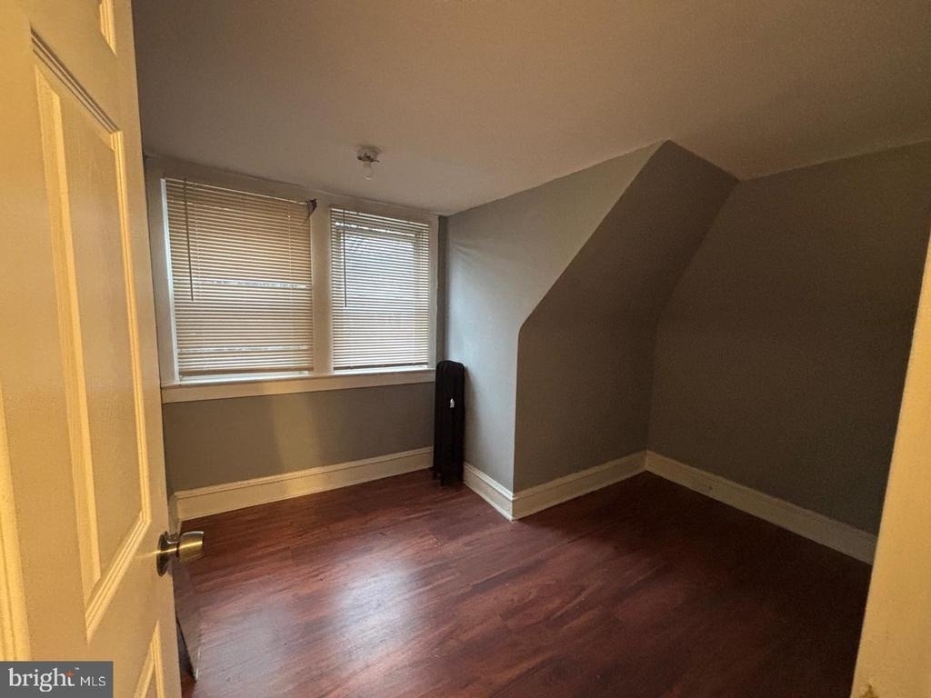 649 W State Street - Photo 12