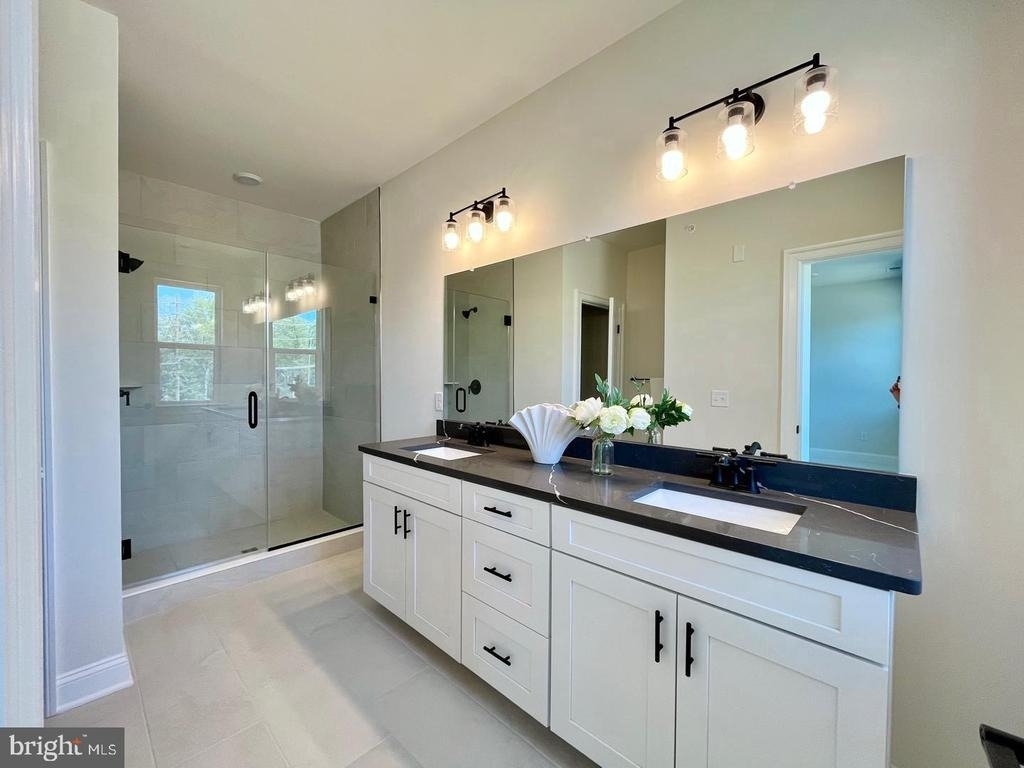 805 Shay Court - Photo 22