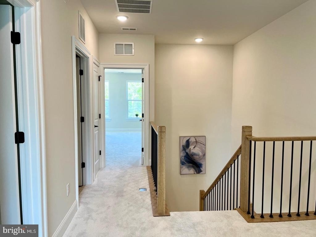 805 Shay Court - Photo 17