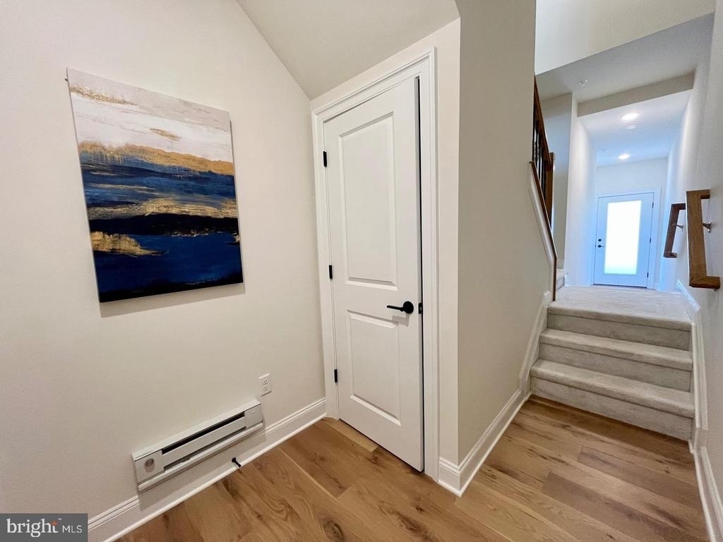 805 Shay Court - Photo 13