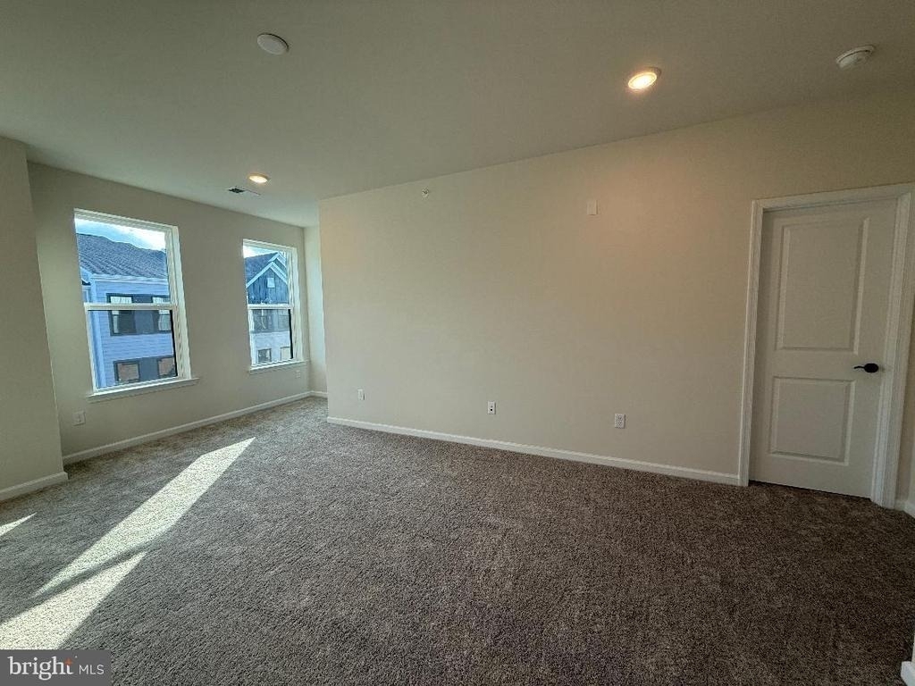 1211 Parker Boulevard - Photo 7