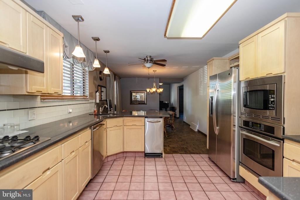 101 Garfield Avenue - Photo 9